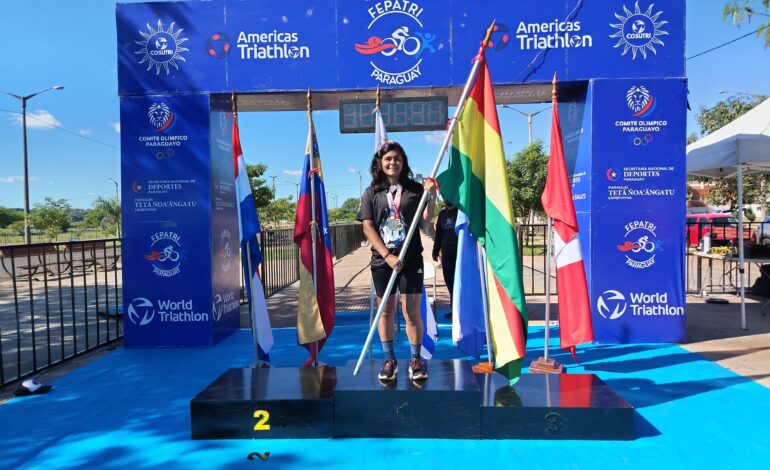 Marjim Soto Ramos: La triatleta boliviana que superó la adversidad y se coronó campeona nacional.