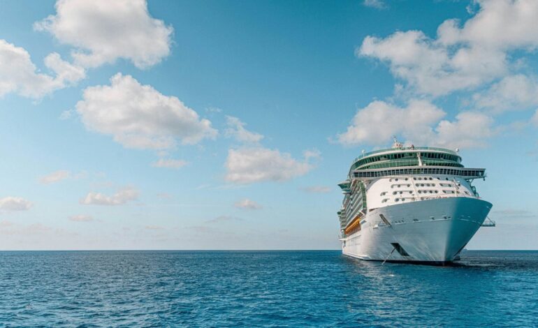 El lujo flotante: residencias permanentes en cruceros de ultra lujo