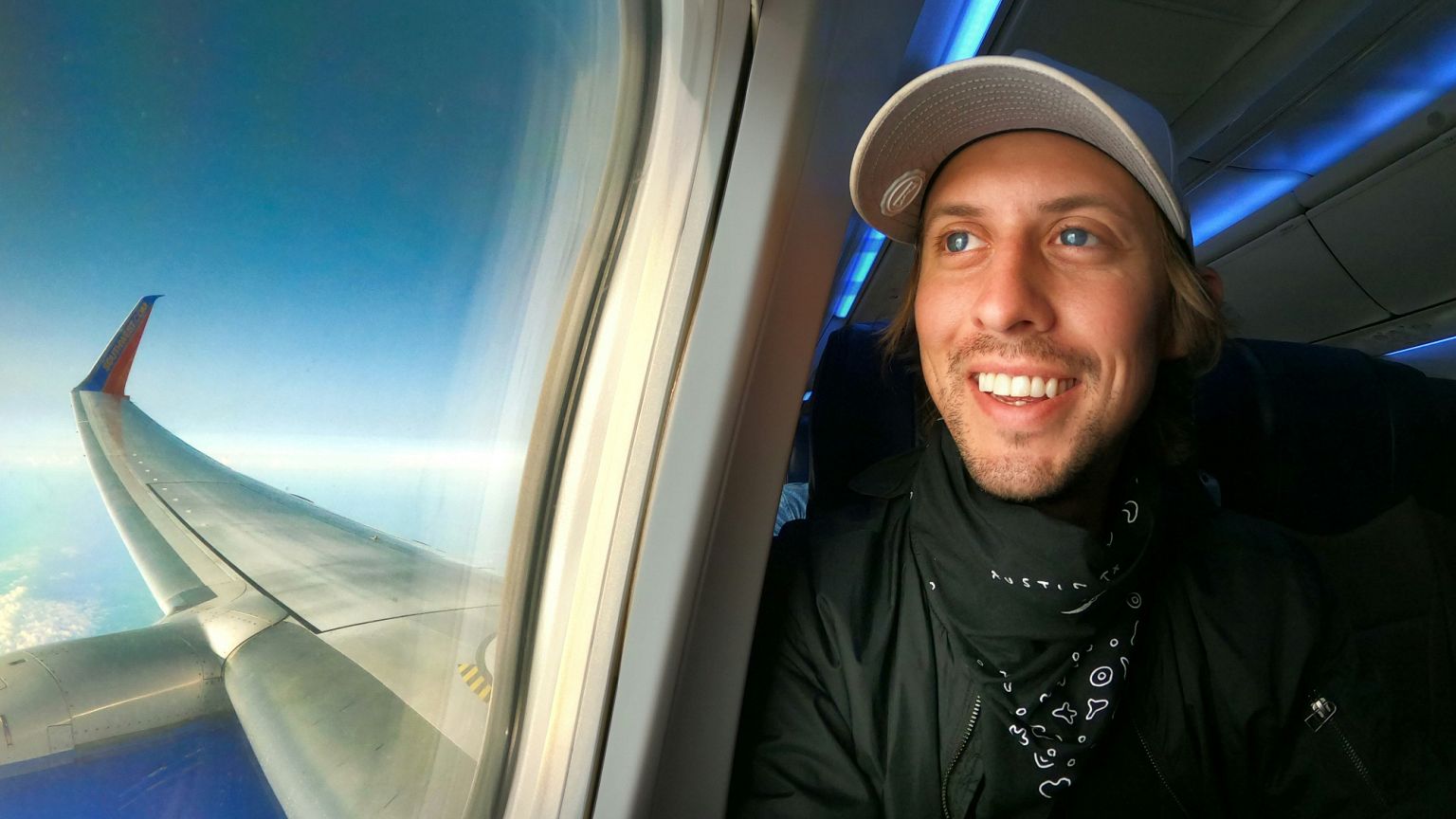 ¿Cómo afecta la ansiedad a los pasajeros durante un vuelo y qué medidas pueden ayudar?