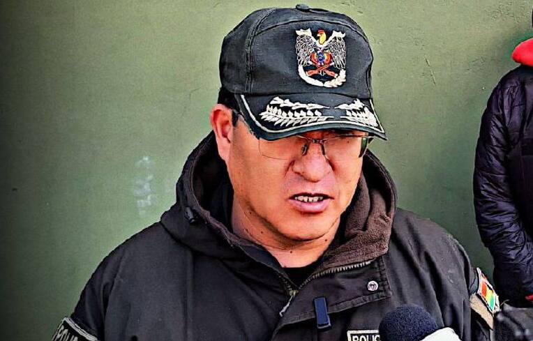 Operativo policial en El Alto asegura la normalidad en las vías de conexión