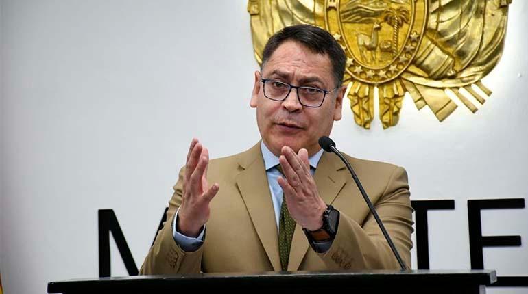 Violentos enfrentamientos y saqueos en Llallagua, Potosí: autoridades piden intervención militar.
