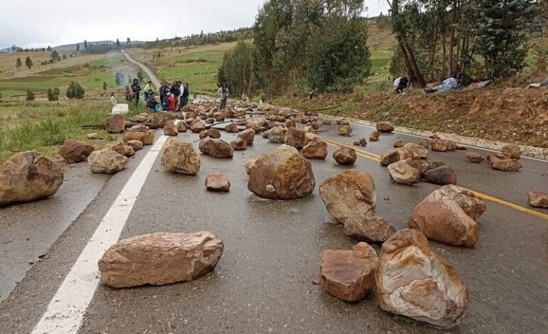 La situación de bloqueos en Cochabamba preocupa a las autoridades bolivianas.