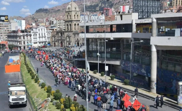 Protestas en Bolivia: Gremiales y campesinos exigen soluciones a la crisis económica