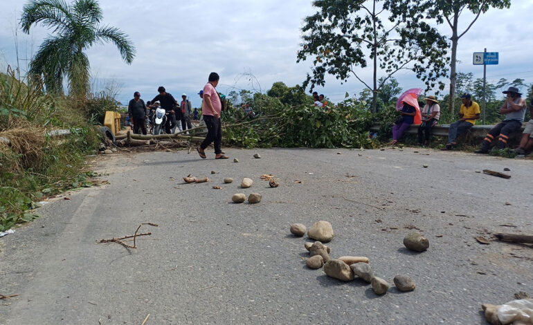 Crisis en Bolivia: Bloqueos en carreteras afectan el suministro de medicamentos