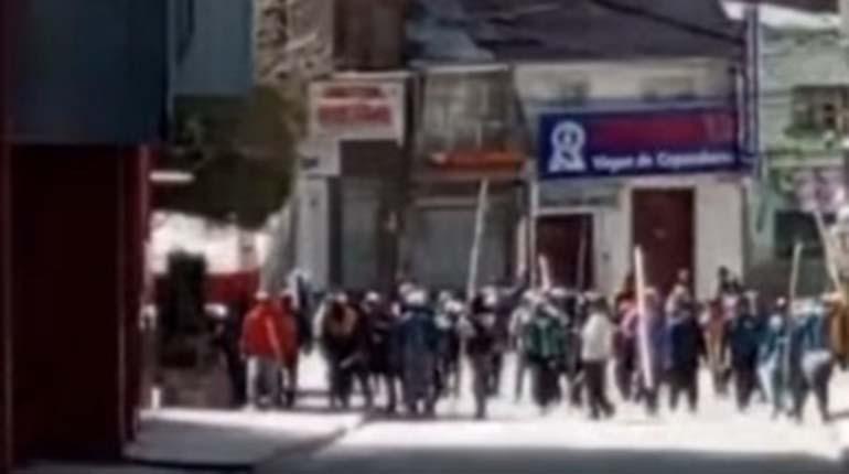 Viceministro denuncia grupo vinculado a Evo Morales por disturbios en Llallagua.