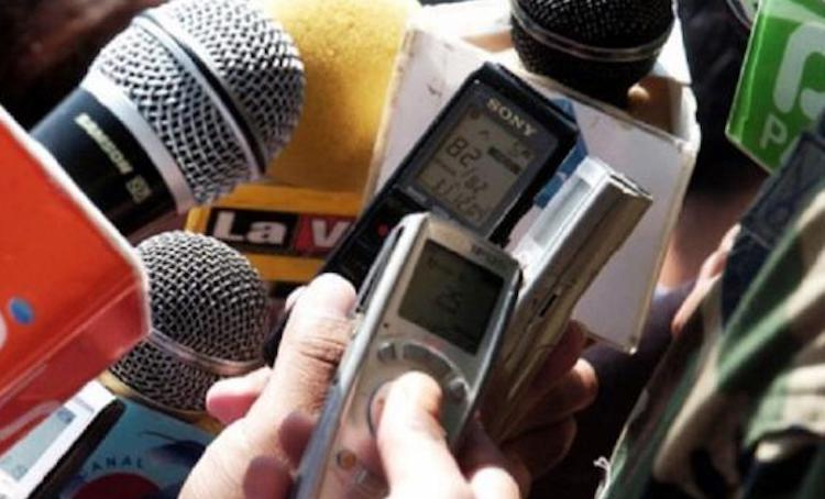 Asociaciones de periodistas bolivianos condenan agresiones a comunicadores durante movilizaciones